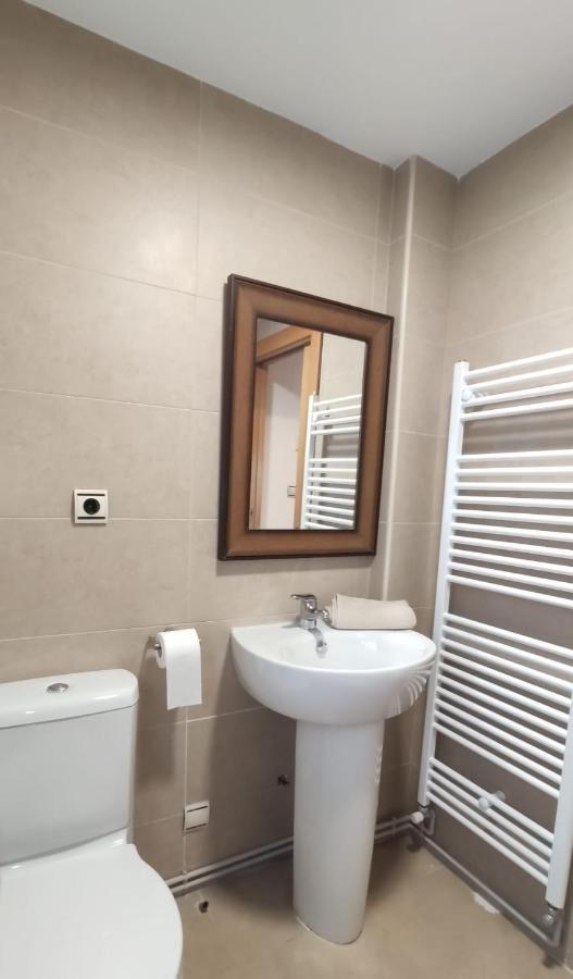Apartamento La Anaza Villanúa Exteriör bild