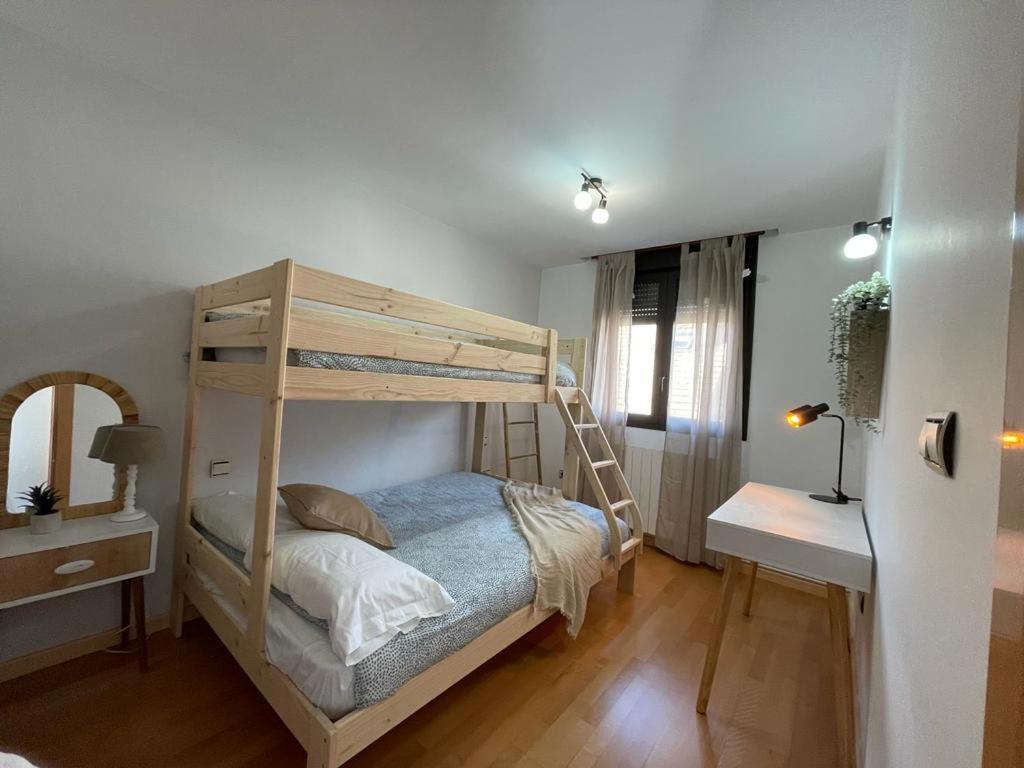 Apartamento La Anaza Villanúa Exteriör bild